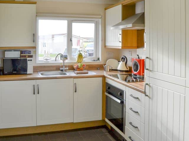 Well equipped kitchen area | Roses Place, Bacton