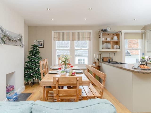 Dining Area | Larboard, Fowey