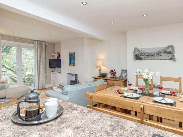 Open plan living space | Larboard, Fowey