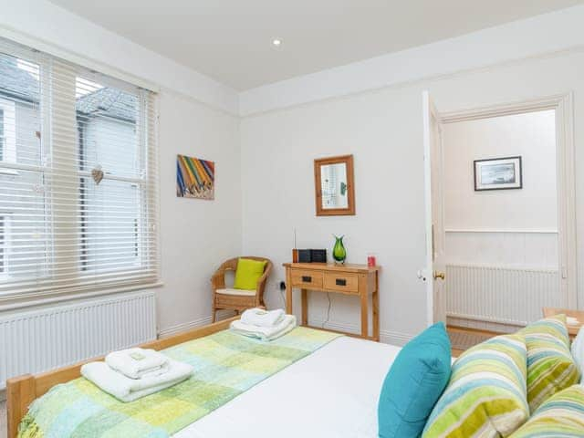 Double bedroom | Larboard, Fowey