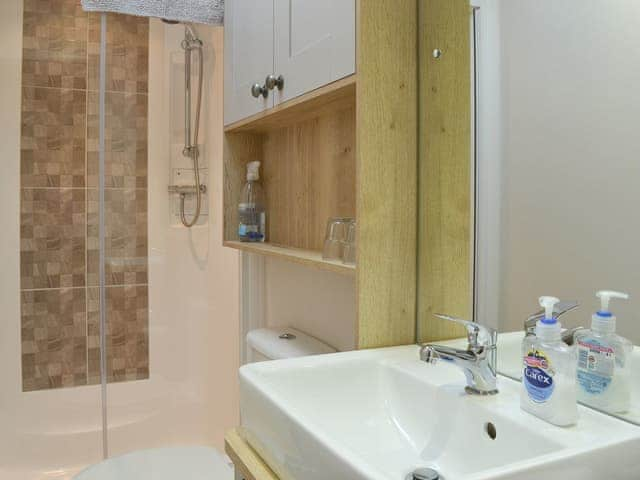 Shower room | Watches - Highmoss Farm, Bassenthwaite, near Keswick