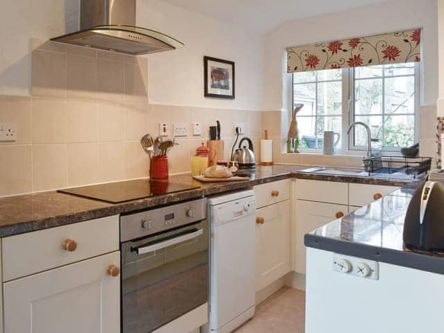 Fully appointed fitted kitchen | The Shippen - Cartole Cottages, Pelynt, near Looe