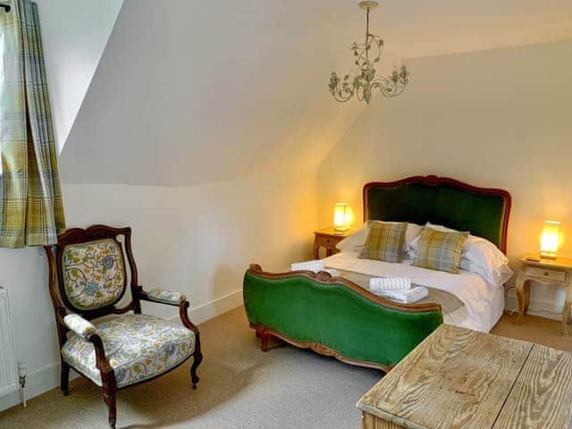 Comfortable double bedroom | Moorhen Cottage - Penn Estate, Hollingbourne