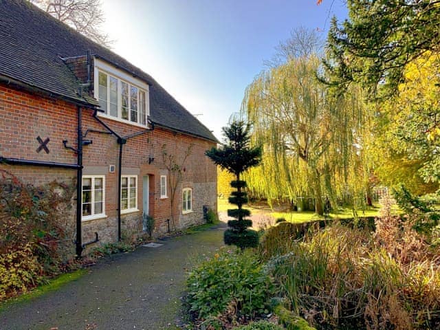 Exterior | Moorhen Cottage - Penn Estate, Hollingbourne