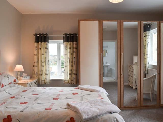 Double bedroom | Dale View - Sea Marsh Cottages, Brancaster Staithe, near Wells-next-the-Sea