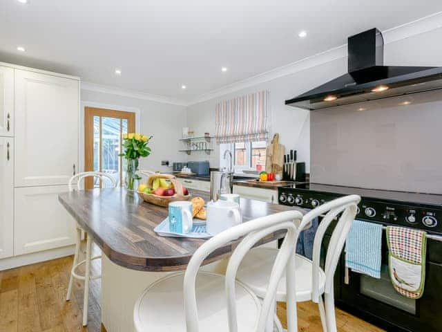 Spacious kitchen | Corner House, East Runton