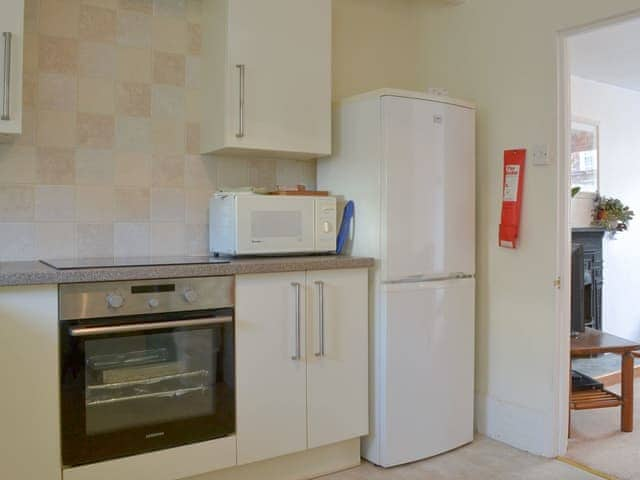 Kitchen | Bridgend Cottage, Lostwithiel