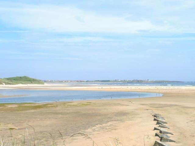 Nearby beach | Driftwood Cottage, Newton-by-the-Sea, near Alnwick