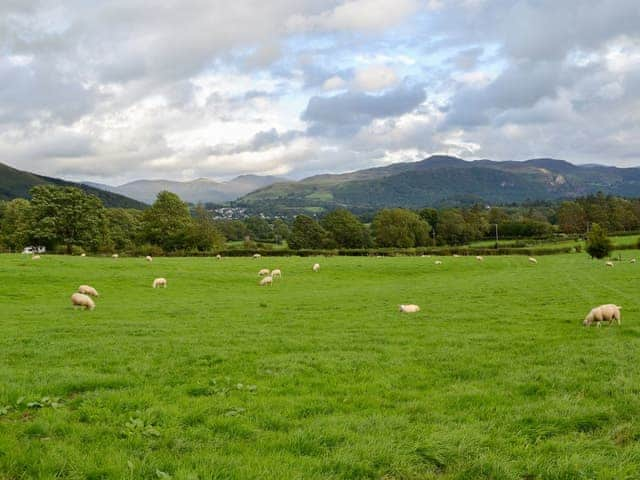 Relaxe and enjoy the slower-paced life of The Lake District | Derwent - Lake View Shepherds Huts, Millbeck, near Keswick