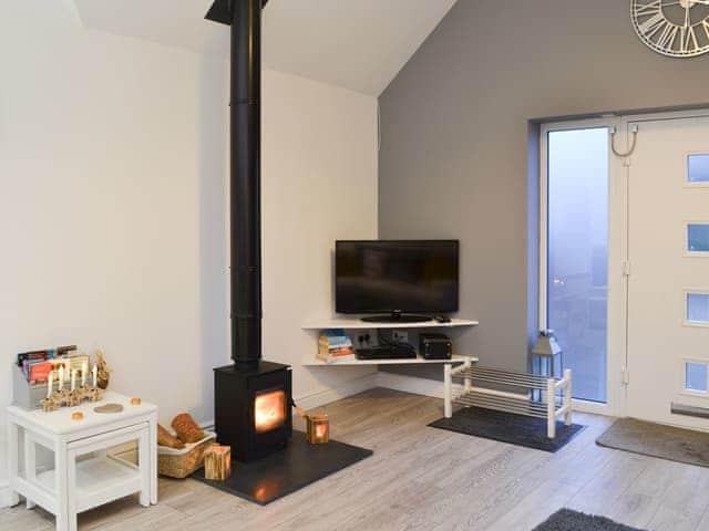 Stylish open plan living space | Sunflower Cottage - Hoxne Cottages, Strensall, near York