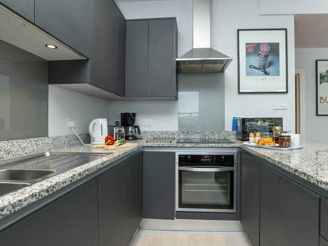 High quality appliances in the kitchen | St Catherines Court No 4, Fowey