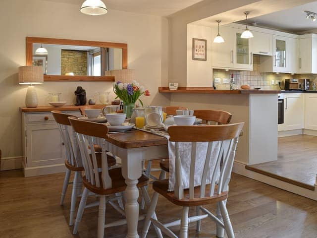 Dining area | Spring Cottage, Bourton-on-the-Water