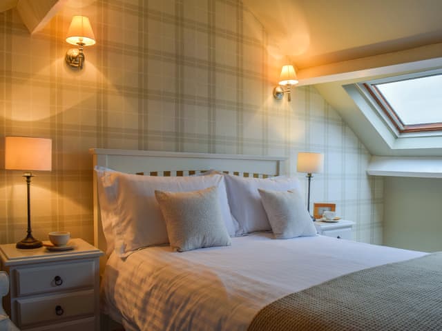 Double bedroom with en-suite | Spring Cottage, Bourton-on-the-Water