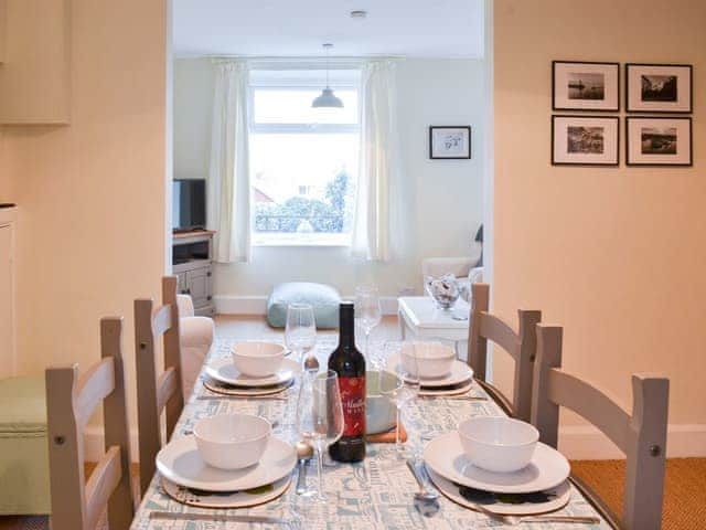 Elegant dining room | Honeysuckle Cottage, Watchet