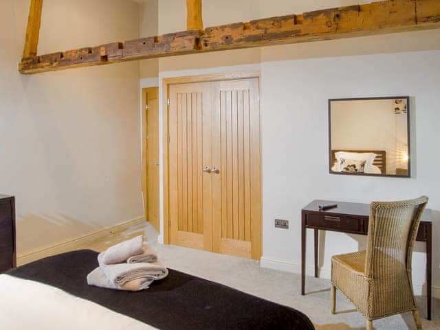 Spacious double bedroom | Howgills Barn, Middleton, near Kirkby Lonsdale