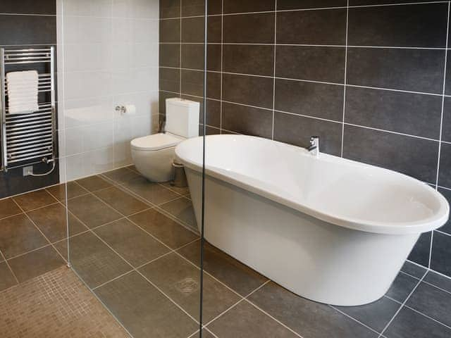 Stylish bathroom with large shower cubicle | Howgills Barn, Middleton, near Kirkby Lonsdale