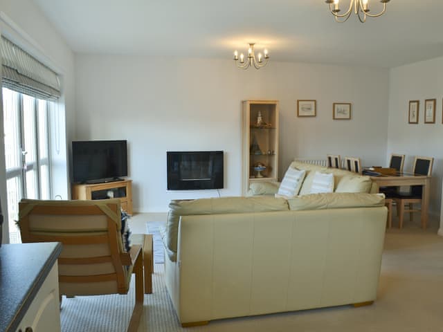 Tastefully furnished open plan living space | Captain Ron’s, Beadnell, near Alnwick