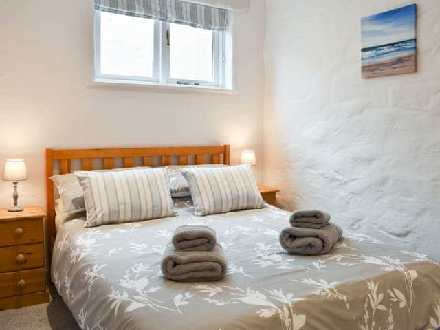 Double bedroom | Friesian Valley Cottages - Willow - Friesian Valley Cottages , Mawla, near Porthtowan