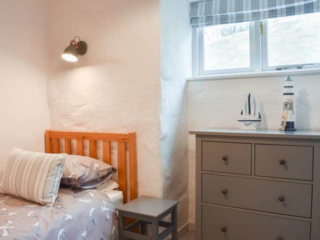 Twin bedroom | Friesian Valley Cottages - Willow - Friesian Valley Cottages , Mawla, near Porthtowan