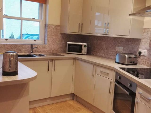 Compact and well equipped kitchen | Carthwaite, Keswick