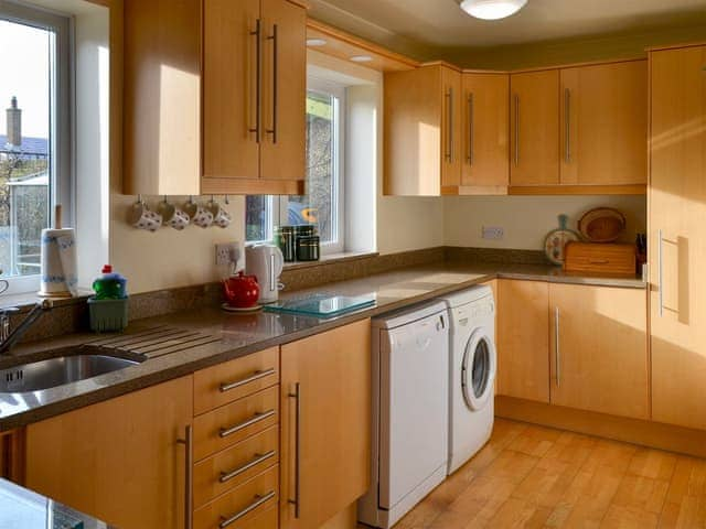 Well-equipped kitchen | Dunlin, Beadnell