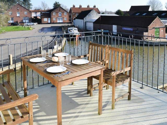 Veranda with seating area | Solace - Simpson&rsquo;s Boatyard, Stalham