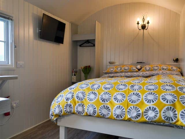 Comfortable sleeping area | Derwent - Lake View Shepherds Huts, Millbeck, near Keswick