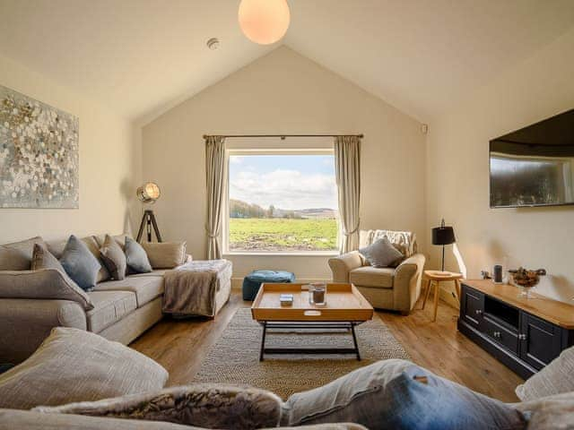 Lounge area | The Gallops - Ilsley Farm Barns, East Ilsley, near Newbury