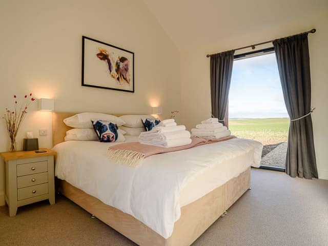 Double bedroom | The Gallops - Ilsley Farm Barns, East Ilsley, near Newbury