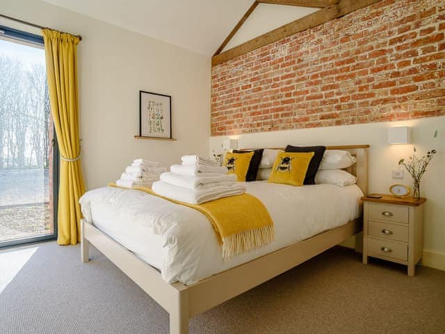 Double bedroom | The Gallops - Ilsley Farm Barns, East Ilsley, near Newbury