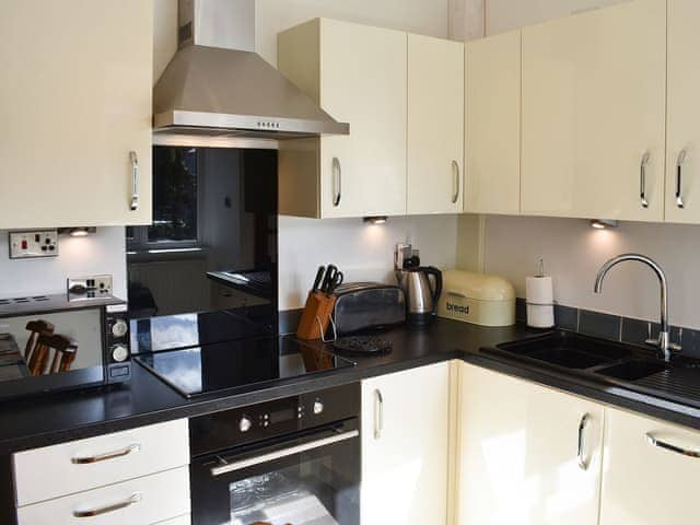 Kitchen | Linhay - Trecan Farm Cottages, Lanreath, near Looe