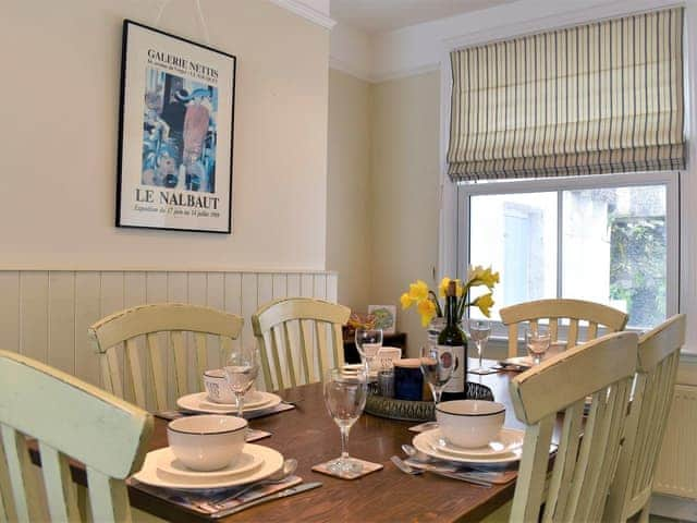 Living room/dining room | Sea Star Cottage, Fowey