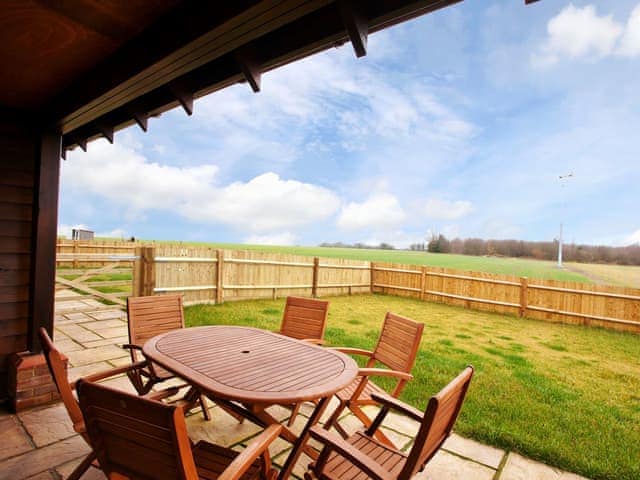 Sitting-out-area | Hay Fields, Ulcombe