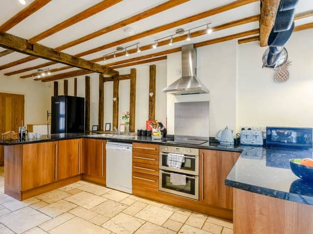 Fantastic kitchen | Laurel Barn, Tacolneston, near Wymondham