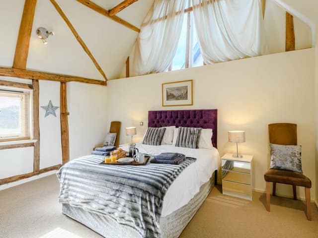 Well presented double bedroom | Laurel Barn, Tacolneston, near Wymondham