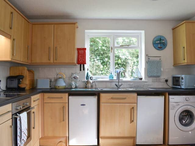 Kitchen | Seaview cottage - Talland Beach Cottages - Seaview Cottage, Talland Bay, near West Looe