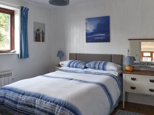 Double bedroom | Seaview cottage - Talland Beach Cottages - Seaview Cottage, Talland Bay, near West Looe