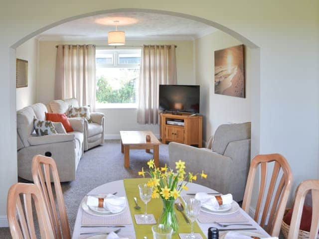 Wonderful seaside holiday accommodation with spacious living areas | California Halt, California, near Great Yarmouth