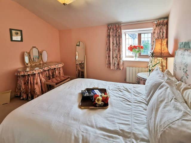 Cosy and romantic double bedroom | The Wain House, Weston Rhyn, near Oswestry
