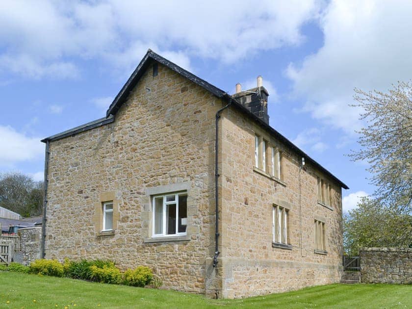 Stone-built rural holiday home | Cheviot View - Heckley Farm Cottages, near Alnwick