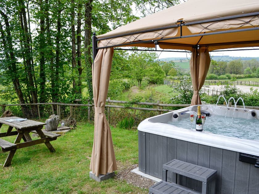 Hot tub with great views | Teifi Cottage, Talley, near Llandeilo