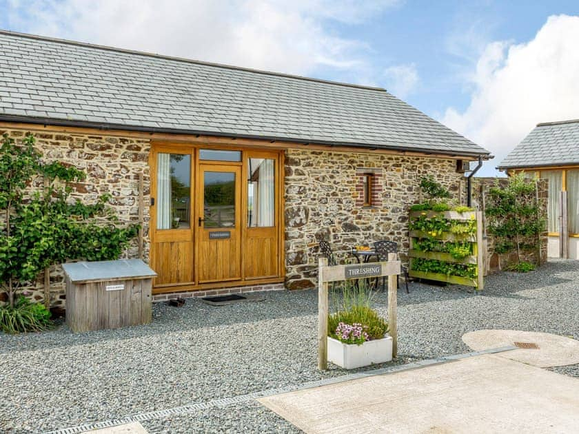 Beautiful holiday home | Threshing - Hartland Holiday Barns, Woolsery, near Bideford