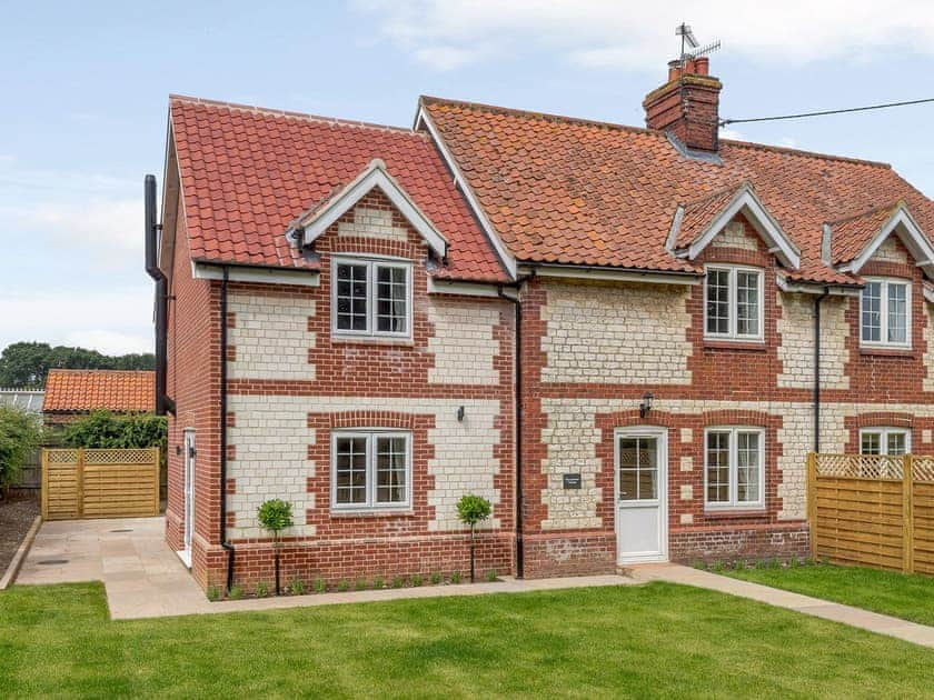 Gorgeous holiday cottage | Sea Lavender Cottage - Hall Lane Cottages, Thornham, near Kings Lynn