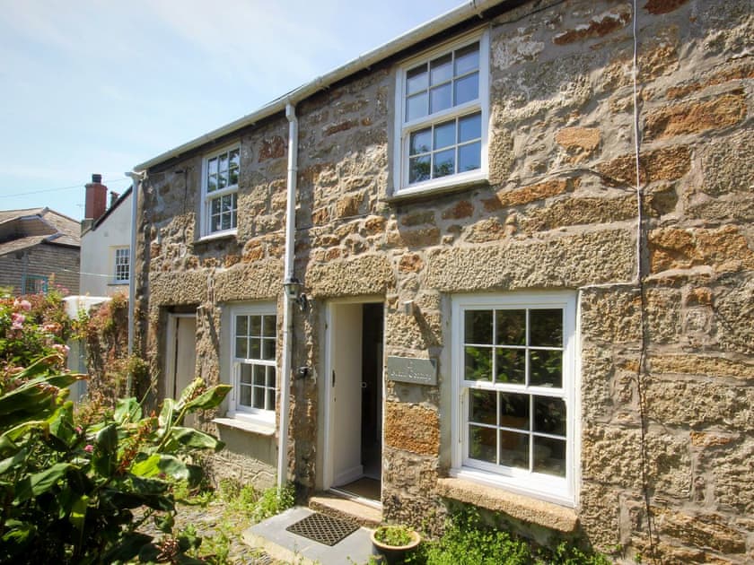 Well-presented semi-detached holiday property | Bucca Cottage, Newlyn, near Penzance
