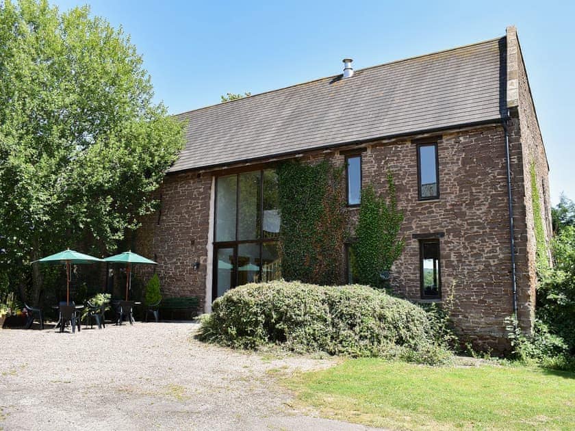 Beautiful ivy-clad holiday home | Foxcote at Newcourt Farm - Foxcote and Glen Cottages at Newcourt Farm, Marstow, near Ross-on-Wye