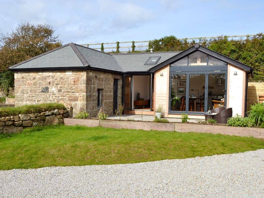 beautiful barn conversion | The Hen House - Highfield , Nancherrow, near Penzance