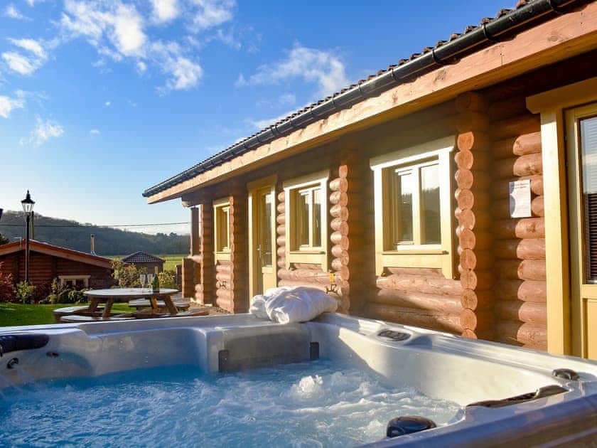 Wonderful property with hot tub | Chesters Lodge - Vindomora Country Lodges , Ebchester, near Consett