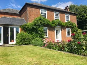 Lovely large lawned garden with patio area | St Andrews, Tilmanstone, near Deal