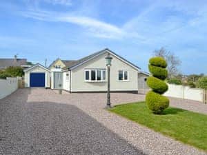 Fantastic holiday home | Dylmor, Benllech 