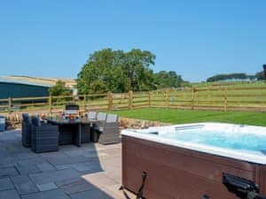 Hot tub | Auchen Ladder, Amisfield, near Dumfries